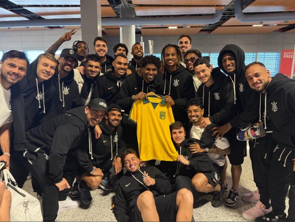 Gr5UkT7WsAIslAs-1024x769 Hugo Souza volta à Seleção e é celebrado pelo elenco do Corinthians